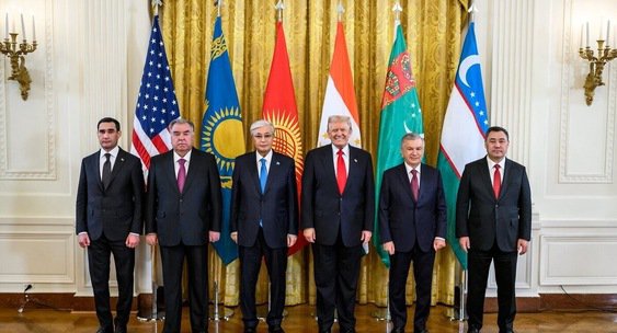 Вашингтон наращивает свое присутствие: что стоит за саммитом "С5+1" в столице США