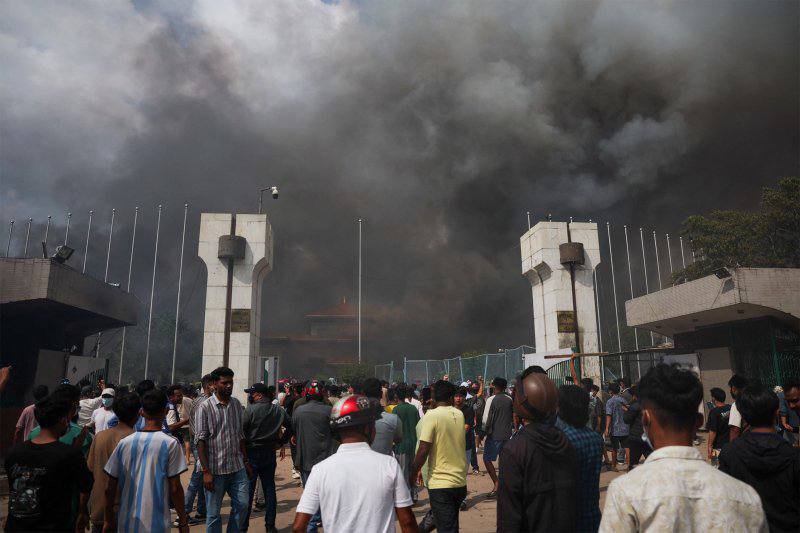 За что сожгли «родную Катманду»...