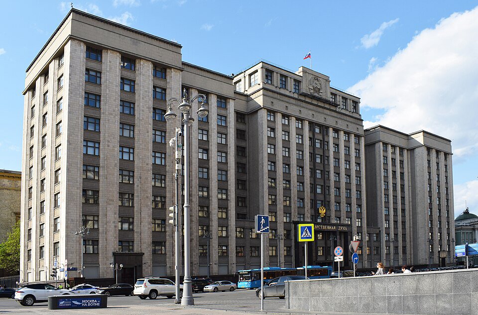 Володин: заработали законы, направленные на снижение финансовой нагрузки на граждан