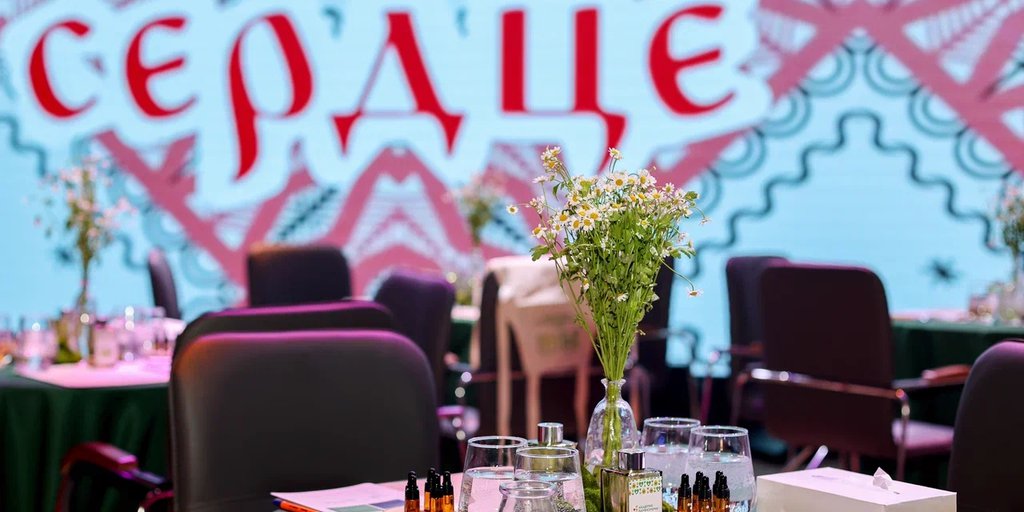 Ароматы родной земли: незрячие дети из Москвы «нарисовали» запахами карты России