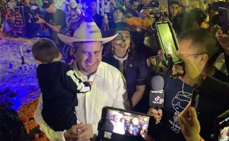 В Мексике на праздновании "Дня мёртвых" застрелили мэра Уруапана