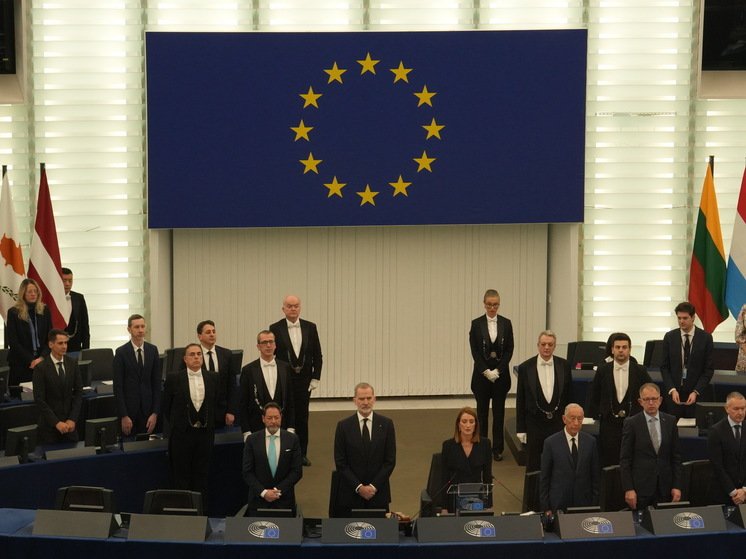 Германия меняет курс, Прибалтика в шоке