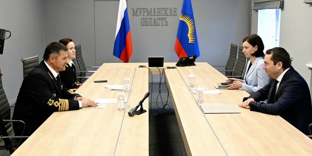 Глава Росморречфлота Андрей Тарасенко посетил Мурманск