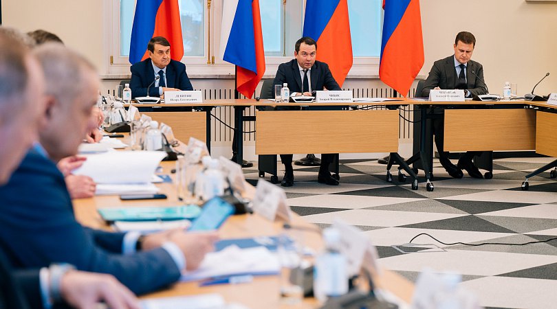 Решения, выработанные на заседании Комиссии Госсовета РФ по направлению «Северный морской путь и Арктика», могут войти в перечень поручений по итогам Международного арктического форума