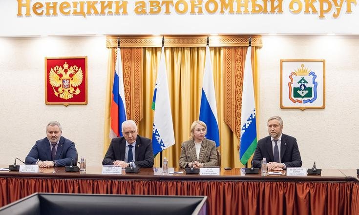Александр Гуцан представил врио губернатора НАО Ирину Гехт