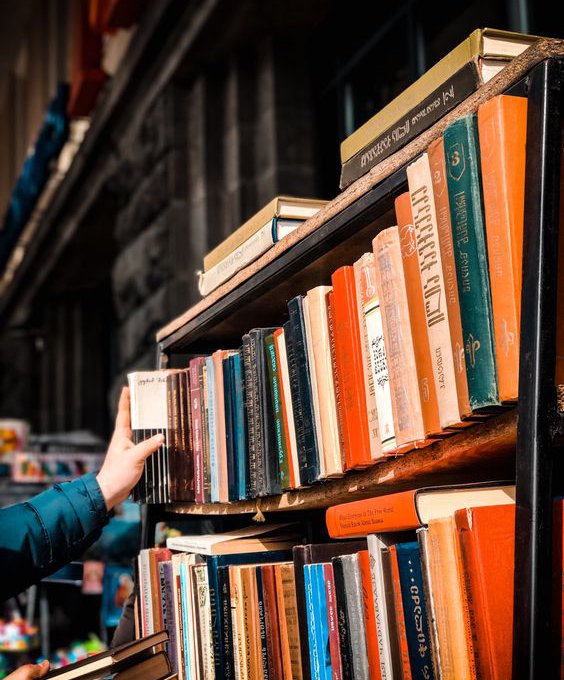 Во всемирной Библиотеки демократии нашлось место и для России