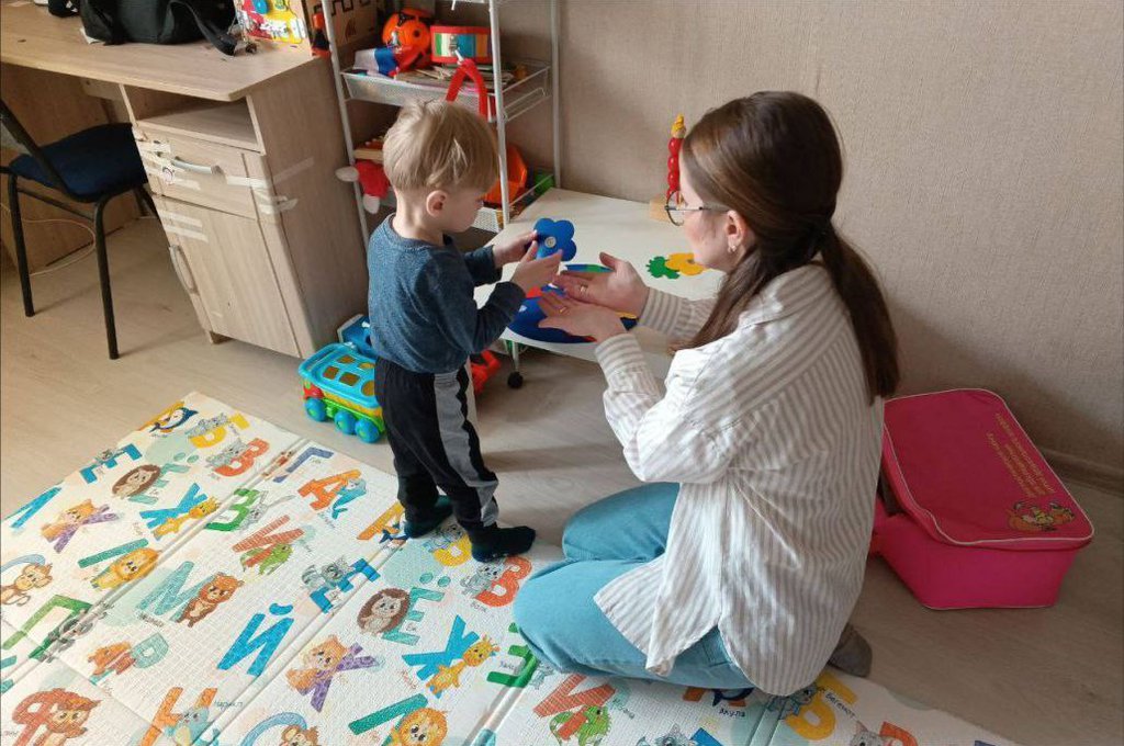 Помощь для самых маленьких и их родителей приезжает на дом