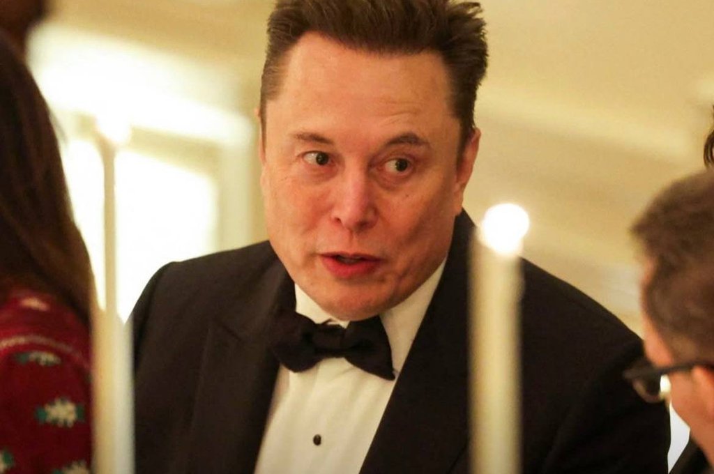 Илон Маск вернулся в Белый дом после своего публичного расставания с Дональдом Трампом