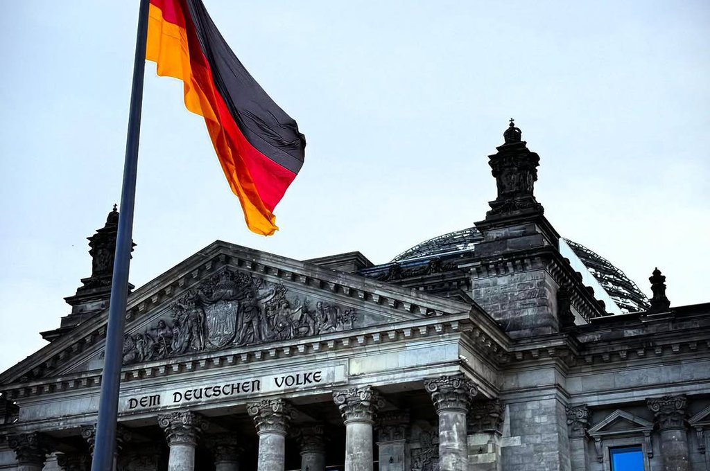 Молодежный бунт в Германии: как партийная молодежь стала угрозой для правительства Мерца*