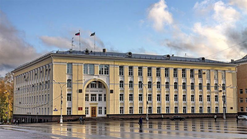 Какие меры поддержки населения в условиях международных санкций введены в республике Коми?